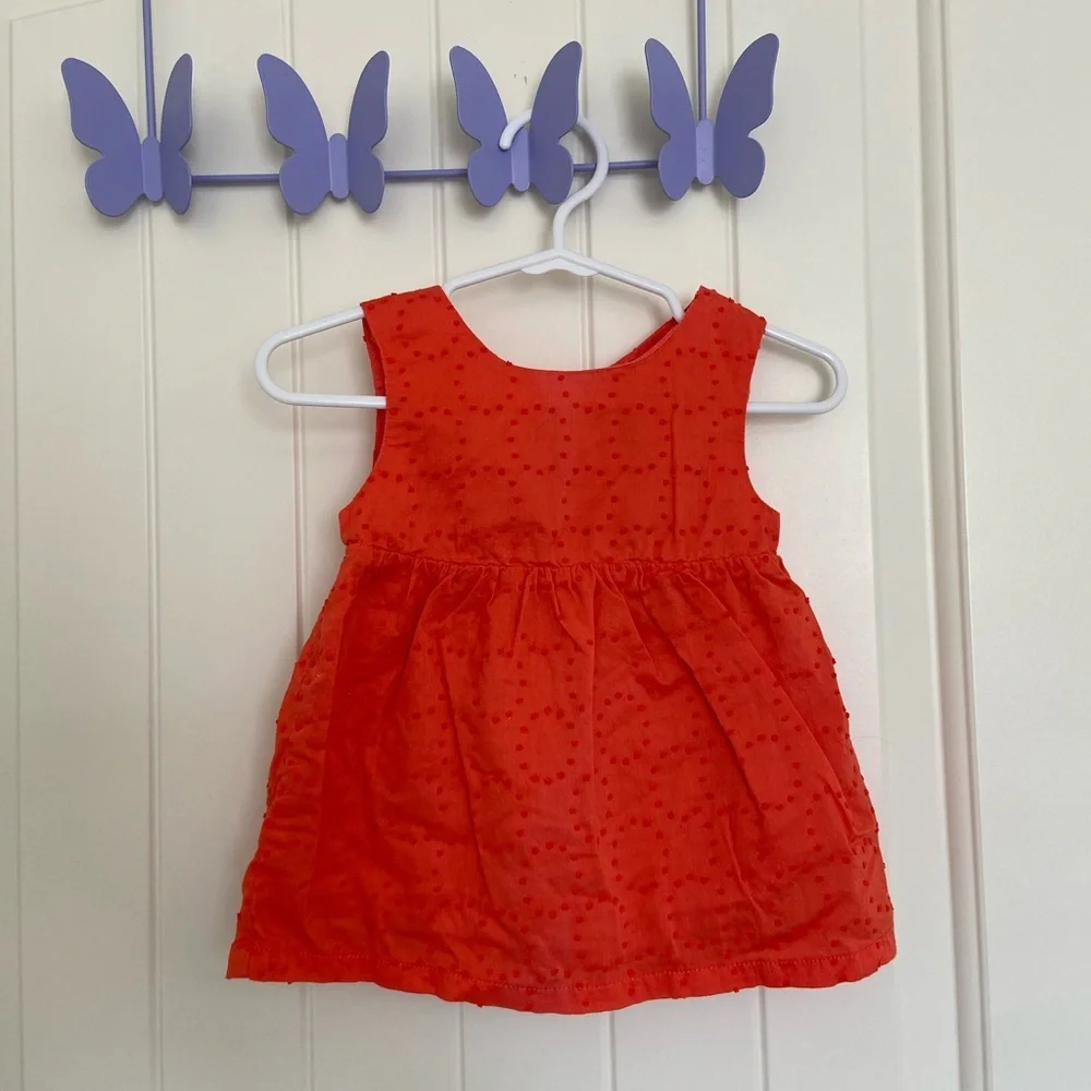 EUC | Gymboree baby‎ girl’s sleeveless embroidered dot dress — 12-18 months